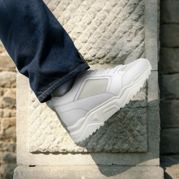 GoldMoral Men’s White Leather Elevator Shoes Invisible Height Boost Sneakers 10CM / 3.94 Inches